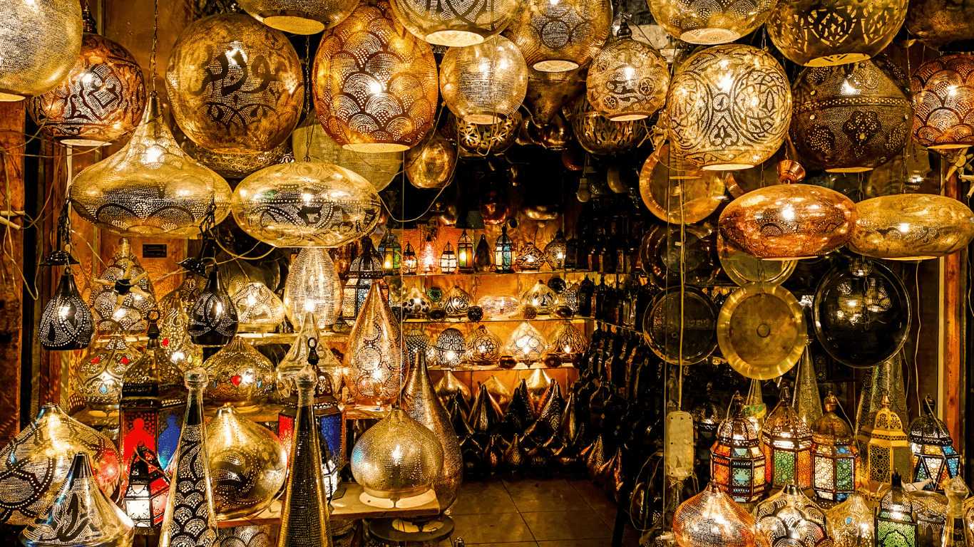 🛍 Explore Khan El Khalili Bazaar (Cairo)